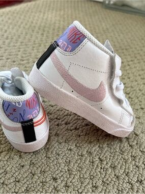 Nike Blazer Mid '77 SE Toddler Size 7C White Athletic Shoes Sneakers DJ0268-100